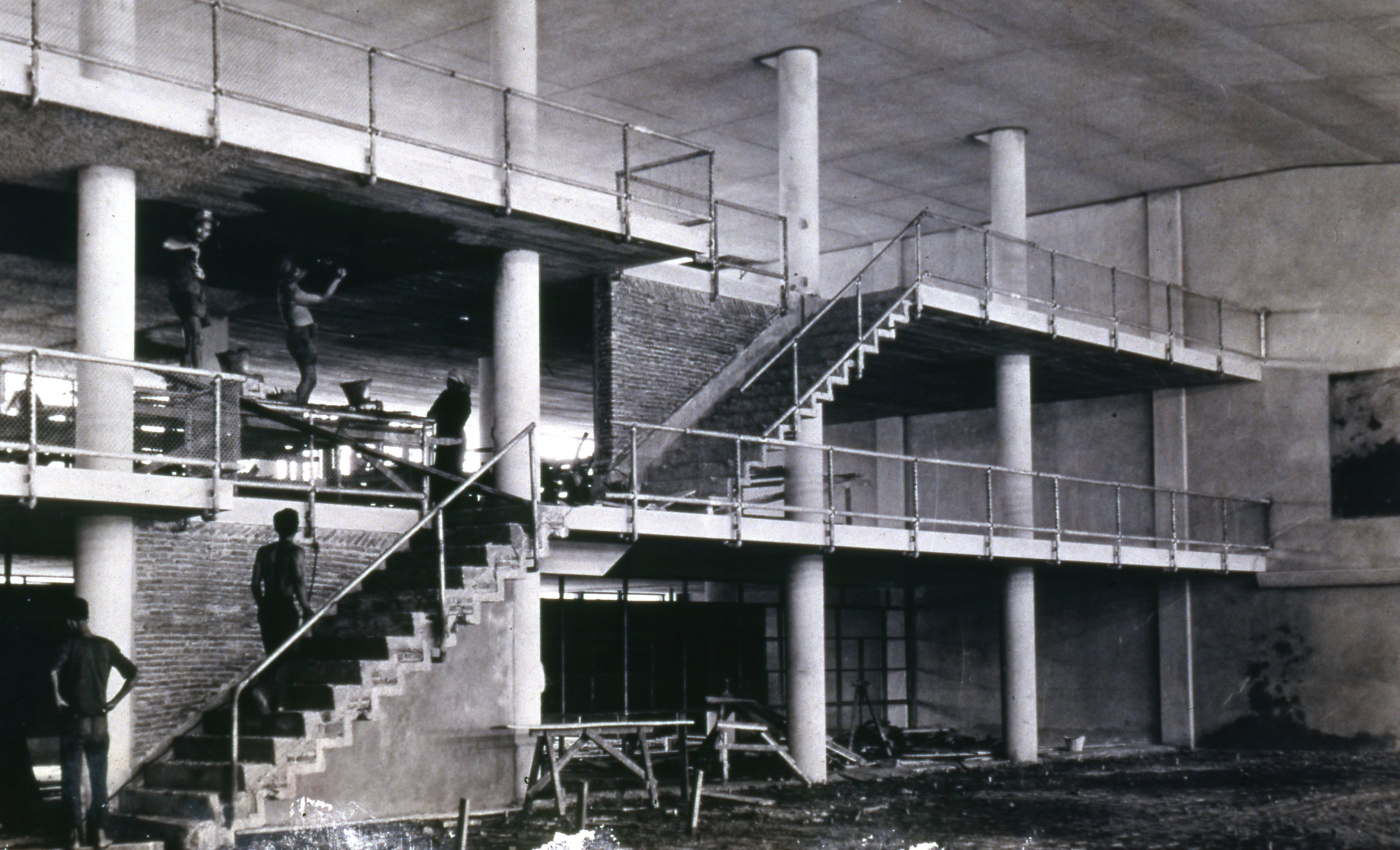 pc0061-16 อาคาร 8.jpg