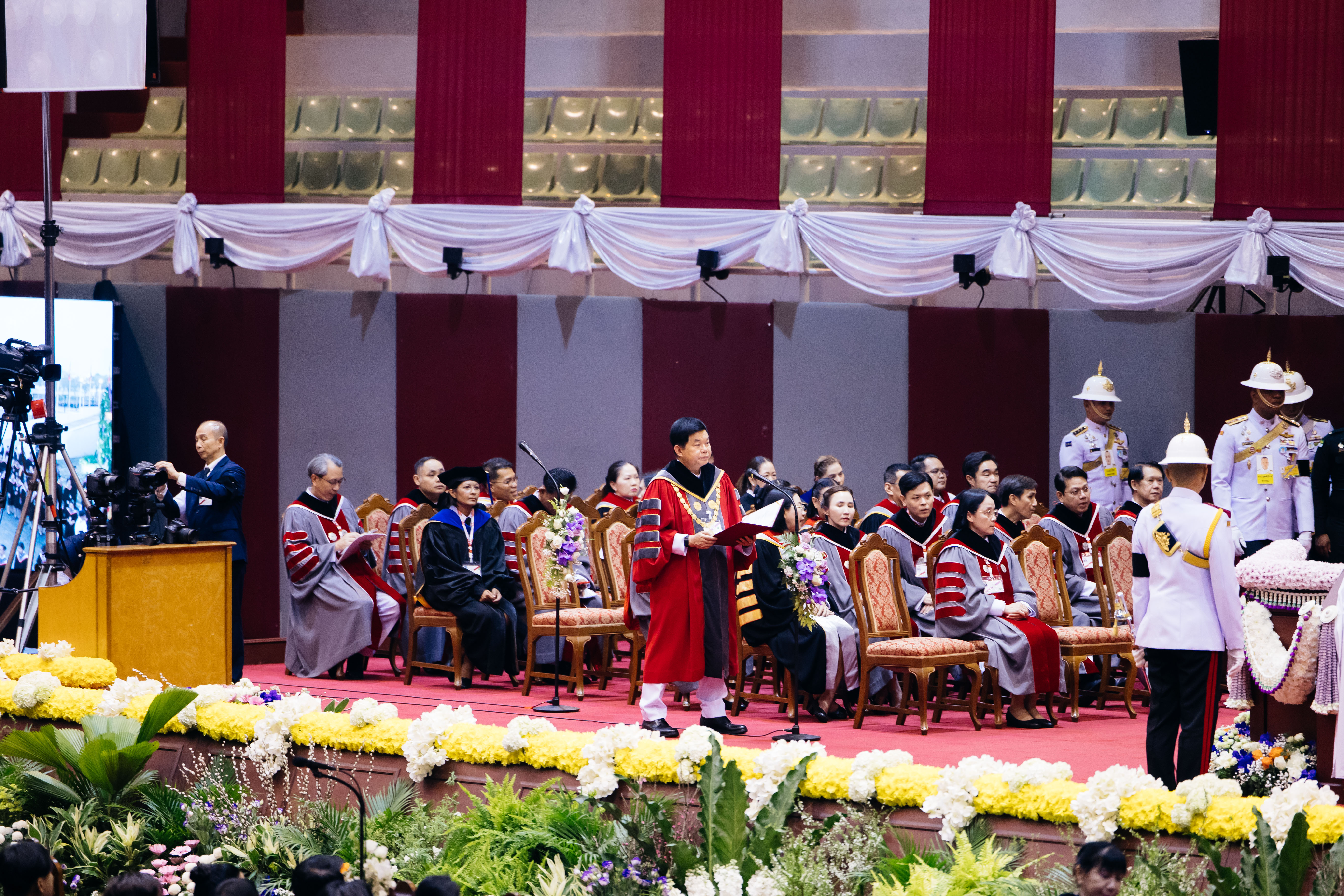 พิธีพระราชทานปริญญาบัตร ปีการศึกษา 2567 วันที่ 1