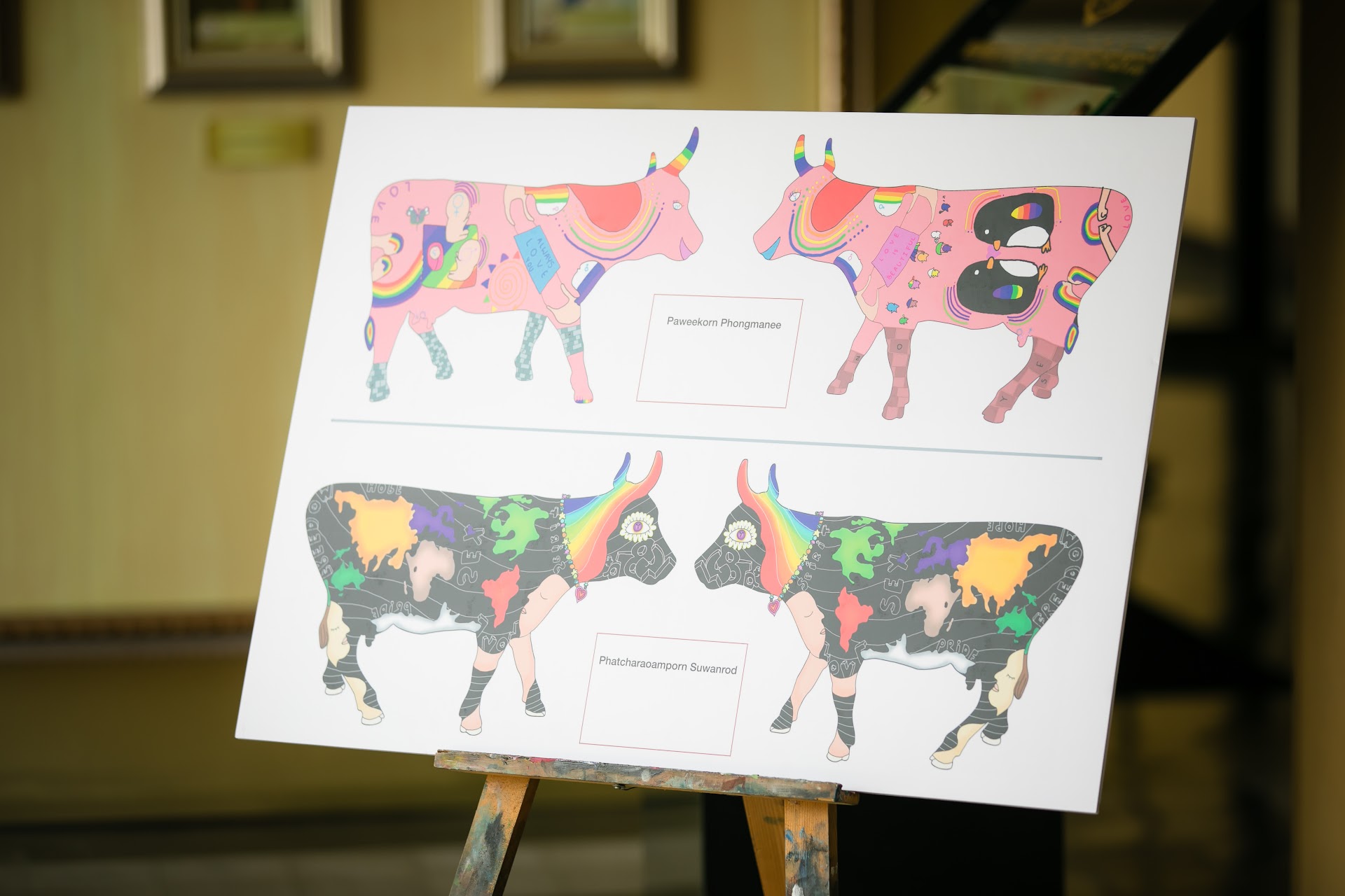 พิธีมอบรางวัลแก่นิสิตจากการประกวดออกแบบเขียนสีลวดลายบนรูปปั้นวัว
